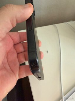 Ponúkam na predaj Apple iPhone 16 Pro 128GB Black Titanium - 3