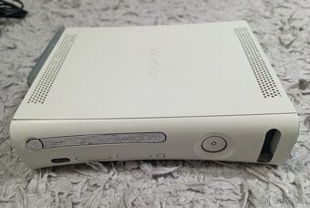 XBOX 360 FAT 60GB - vhodný skôr na opravu - 3