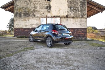 Peugeot 208 1.6 HDI - 3