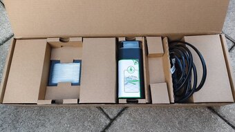 Vysávač iRobot Roomba e5 - 3