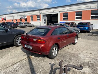 Mazda 323f - 3