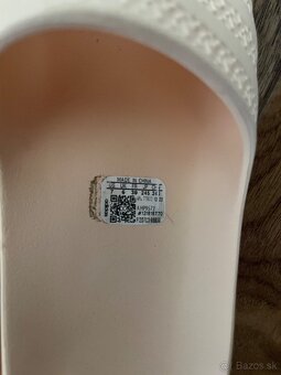 adilette ayoon - 3
