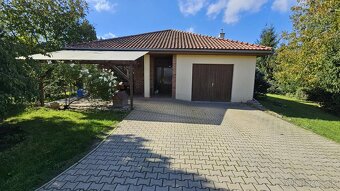 Na predaj 5 izbový rodinný dom s garážou v obci Čeľadice "R - 3