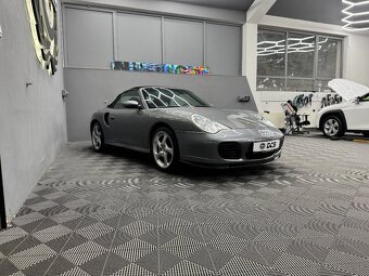 Porsche 911 Carrera Cabrio 996 Turbo - 3