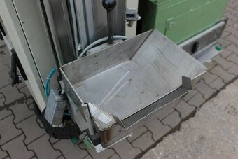Priemyselný robot KUKA KR6/2 s riadiacou jednotkou KRC1 a Si - 3