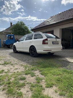 ŠKODA OCTAVIA 2 RS - 3