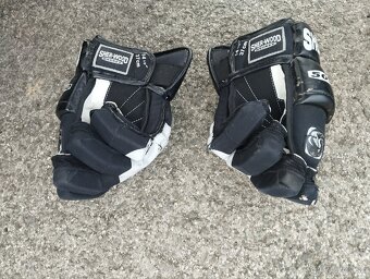Hokejové rukavice - 3
