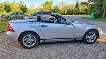 MERCEDES BENZ SLK 200 - 3