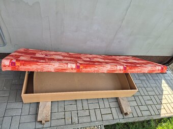 Posteľ - 3