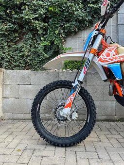 Predám KTM EXC-F 450 SIX DAYS 2019 s TP a ŠPZ - 3