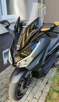 Honda Forza 350 - 3