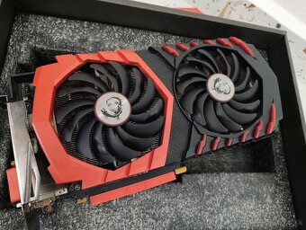 Grafická karta MSi GeForce GTX 1080 GAMING 8G - 3