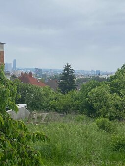 Stavebný pozemok Bratislava - 3