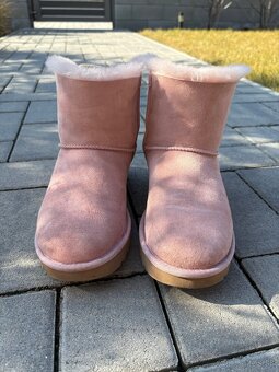 UGG vyššie čižmy - 3