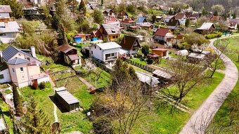 Na predaj chatka v atraktívnom prostredí 413 m2, Vyšná Hutka - 3
