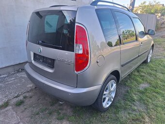 ŠKODA ROOMSTER BENZÍN KLÍMA - 3