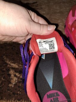 NIKE botasky v 40 a 40,5 - 3