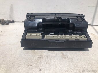 Audi Q7 4L - Ovládací panel (klimatronic) 4L0 820 043 F - 3