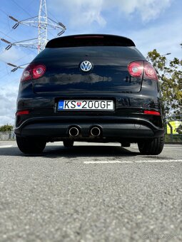 VW Golf R32 - 3