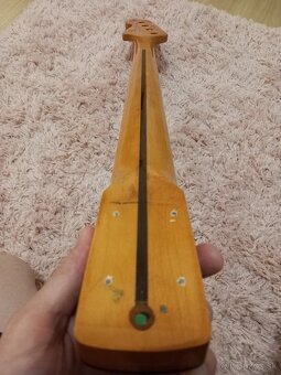 Predám krk Fender Squier - precision - 3