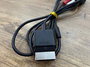 Originál scart kábel na Xbox 360 - 3