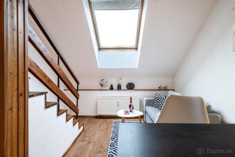 PREDAJ: 1,5 izbový mezonet, Košice-centrum, Štúrova - 3