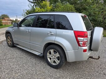 Suzuki Grand Vitara 1.9 ddis 4x4 - 3