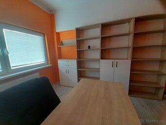 Kancelársky nábytok - 3