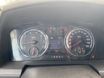 Dodge Ram 5.7 4x4 2011 R.V - 3