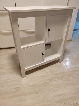 Skrinka policová - 3