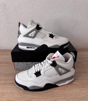 Air Jordan 4 White Cement - 3