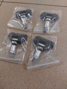 Snímač tlaku v pneumatikách TPMS - 3