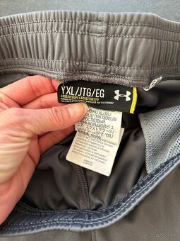 Under Armour pánske kraťasy - 3