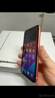 iPhone XR 64Gb - 3