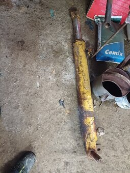 HYDRAULICKÉ PIESTY + ČERPADLO DH112 - 3