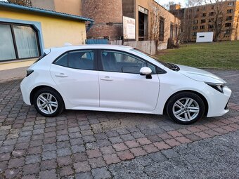 Toyota Corolla 1.8 Sport Hybrid - 3
