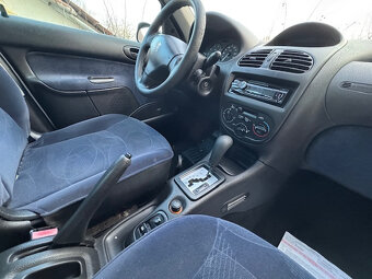 Peugeot 206 1.4 55kw automat - 3