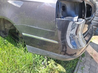 Predám zadny nárazník na VW Passat b6 kombi - 3