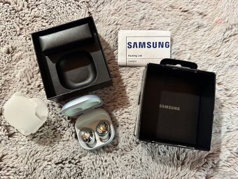 Samsung - 3