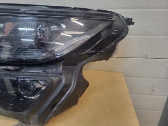 skoda kodiaq lift xenon svetlo lave 566941035 - 3