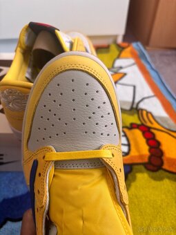 Air jordan travis scott canary w - 3