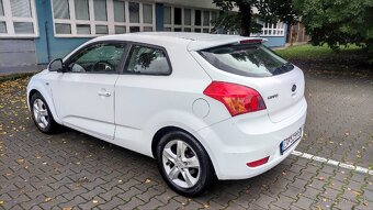 KIA CEED 1,4L 2009 - 3