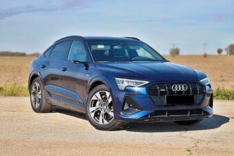 Audi E-tron 50 quattro S line Sportback PANORAMA - 3