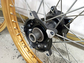 Nove kolesa zo Suzuki DL800 DE 2024 Vstrom - 3