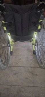 Darujem – 2× invalidný vozík (plne funkčné) - 3