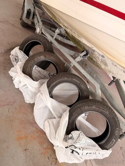 predam gumy a aj disky na golfa V - 3