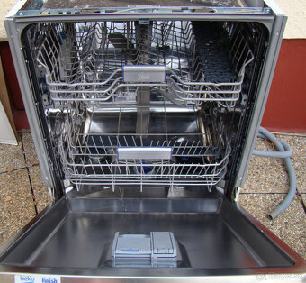 UMýVAčKA RIADU BEKO šírka 60 CM - 3