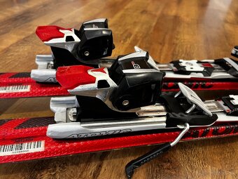 Carvingove lyže zn. ATOMIC 160 - 3