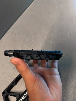 Flat pedále na bicykel - 3