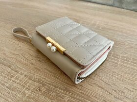Béžová peňaženka - 3